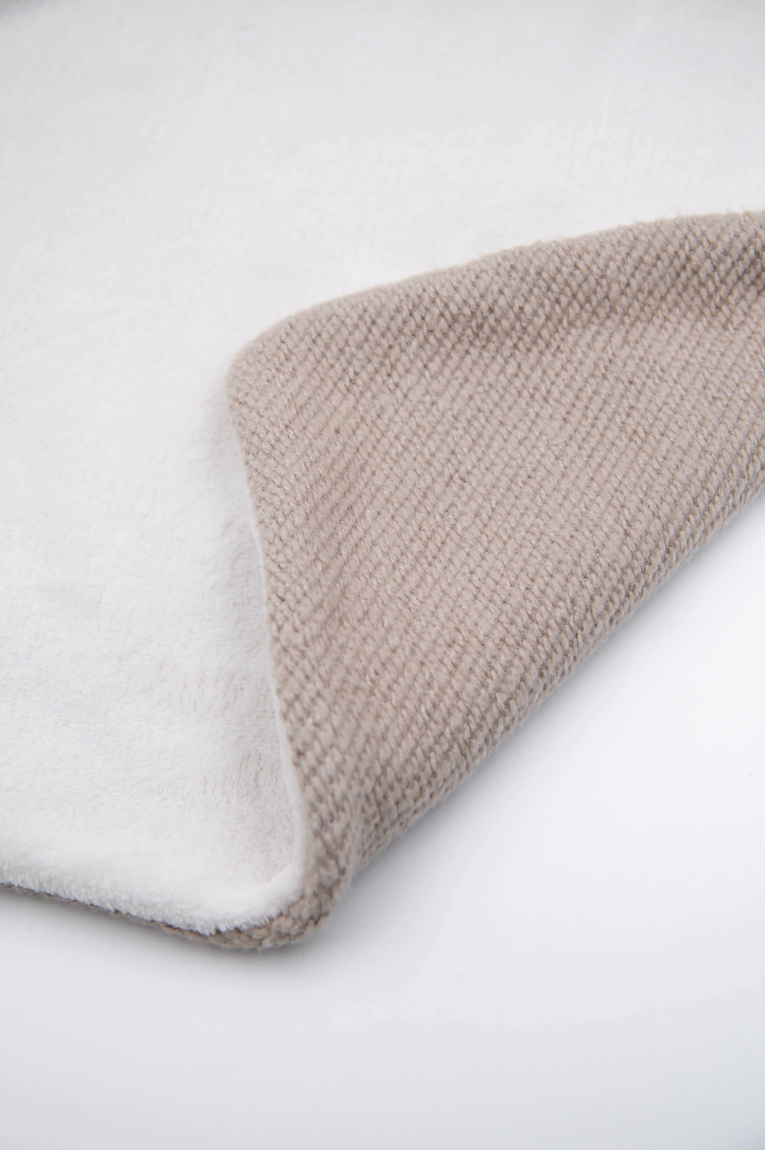 Copertina Wrap con cappuccio brushed - MELANGE SAND 181 - Image 3